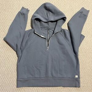 Vuori Restore 1/2 Zip Blue/Gray Hoodie 66% Organic Cotton Women’s XL